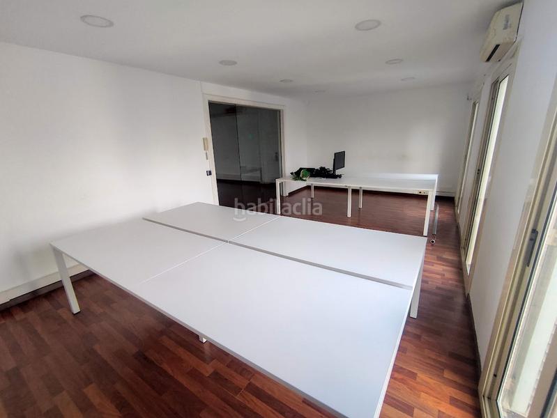 Foto 7821d734-c9d0-4739-9e08-0999bd5e74df. Location bureau dans carrer de pelai 32 dans Raval Barcelona