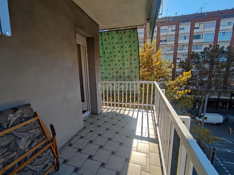 Foto a9d0011e-fff9-4dba-8588-d2ba03c8e478. Lloguer pis a avinguda del paral·lel 98 a Sant Antoni Barcelona