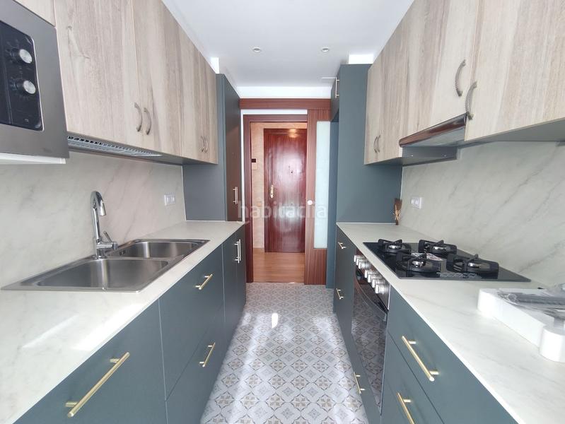 Foto 36c62a03-0b5b-49cc-af38-2f50d8c2a4e7. Location appartement dans avinguda del paral·lel 98 dans Barcelona