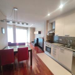 Location Appartement à Carrer de polònia 23. Piso amueblado, precioso y en perfecto estado, casi nuevo.