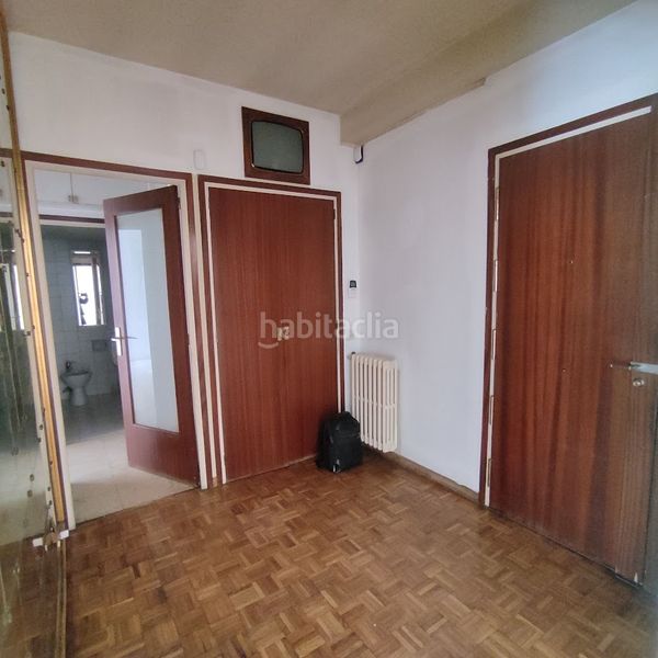 Foto 1f45580b-6d68-421e-9503-fad5a41e2c25. Piso precioso piso, elegante y con solera. en Vila de Gràcia Barcelona