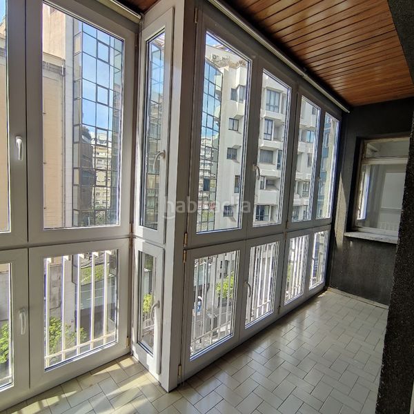 Foto 68fda6c8-a259-4bec-a04a-f8d24871a8df. Piso precioso piso, elegante y con solera. en Vila de Gràcia Barcelona