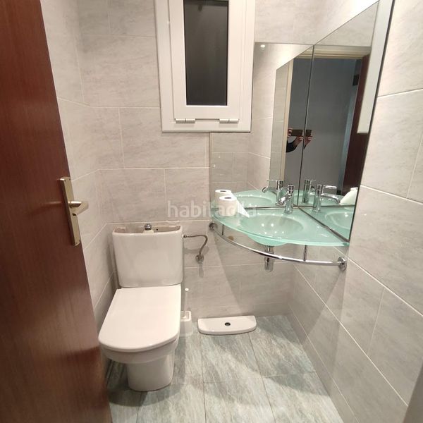 Foto b9f93fbc-9c64-44a8-b36c-fc8fea6abf30. Piso precioso piso, elegante y con solera. en Vila de Gràcia Barcelona