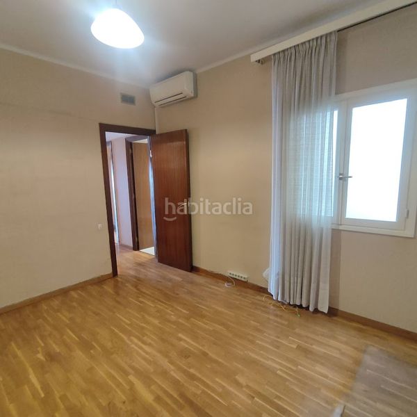 Foto 87bc6915-ca65-4fe3-ab81-15f3d6a1a21c. Pis a carrer de ribes 27 a Fort Pienc Barcelona