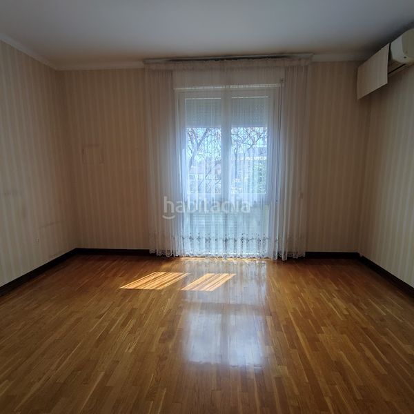 Foto 87ef0ca6-b184-4adf-9154-e1c0e5b005df. Pis a carrer de ribes 27 a Fort Pienc Barcelona