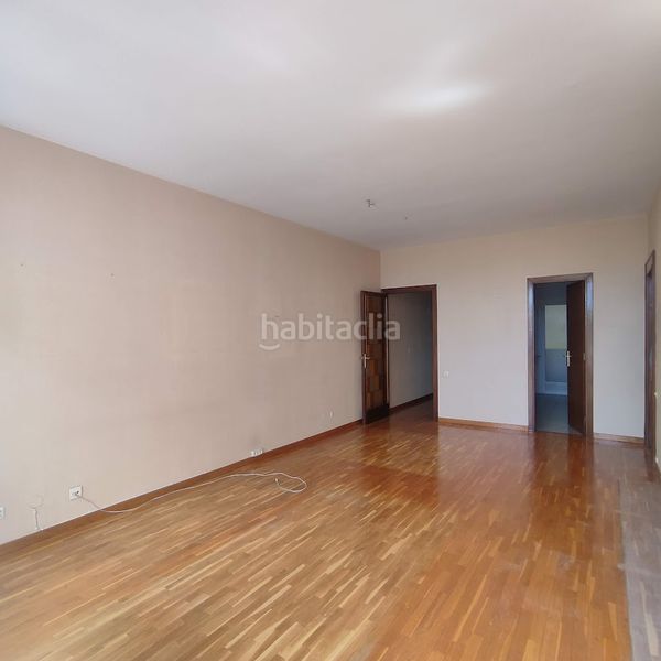 Foto 8b2cc688-c8b4-4f6a-8dc5-8cb8fae4a8d7. Pis a carrer de ribes 27 a Fort Pienc Barcelona