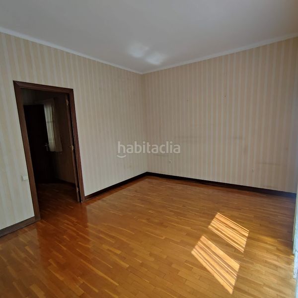 Foto d995dac9-264b-4e6f-b5f9-ff0aaeb5b5de. Pis a carrer de ribes 27 a Fort Pienc Barcelona