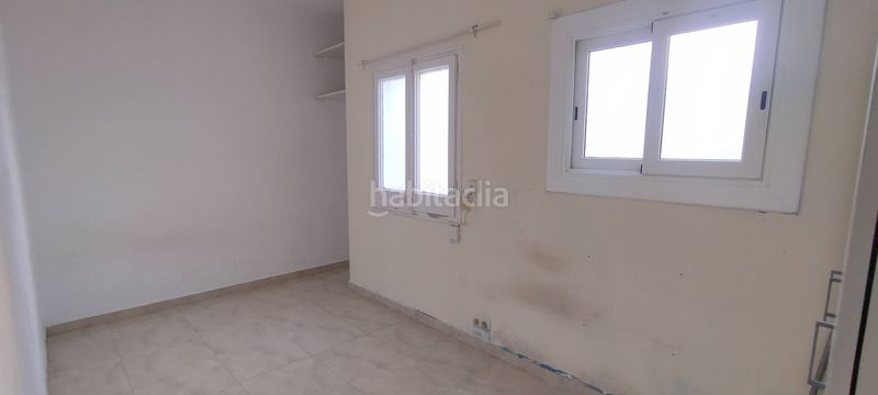 Foto 4b42c148-4f5f-4aea-b636-54d9f8fe69b6. Pis a Raval Barcelona