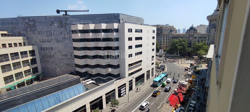 Foto 5486234f-da09-45eb-bc2c-71f77a3aa29a. Pis a Raval Barcelona