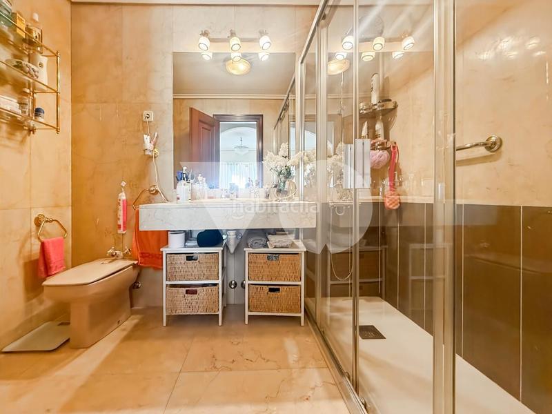 Foto 75e90a3e-1694-4e64-9af7-04aa92d31f86. Piso  en pinar de chamartín, , hortaleza en Costillares Madrid