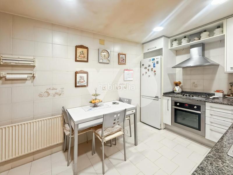 Foto 8274fd1c-efb2-4df2-a7e4-4ef270cc6d75. Piso  en pinar de chamartín, , hortaleza en Costillares Madrid