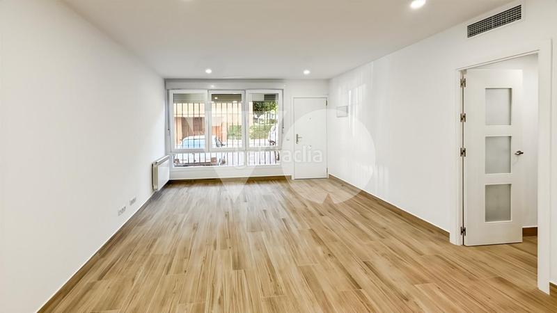 Foto 4138011f-178a-4b7c-9e29-b7b7a615e388. Planta baja piso en venta Canillas, hortaleza, en Madrid