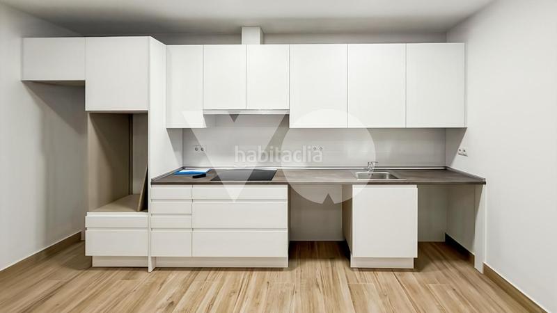 Foto 560ccbad-60b5-48ae-97d9-67bbf7fb477a. Planta baja piso en venta Canillas, hortaleza, en Madrid