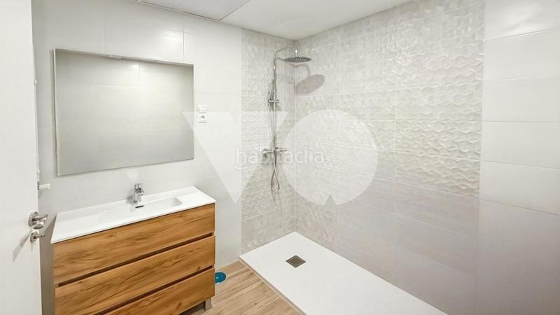 Foto cc6aa642-8da8-4af9-81cc-eb88798b6ef2. Planta baja piso en venta Canillas, hortaleza, en Madrid