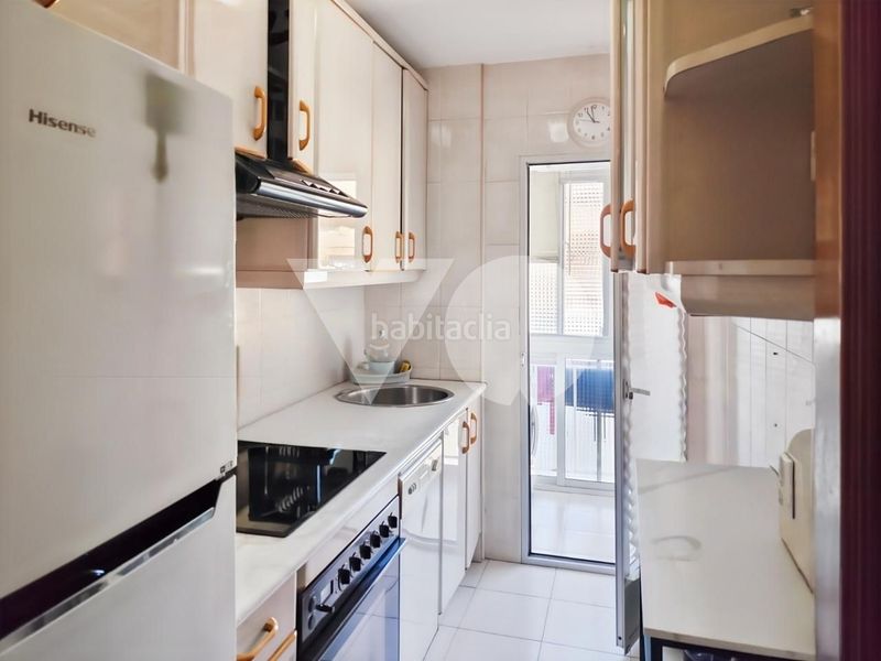 Foto b8dc2b32-45d2-40d2-ae00-12ea550bd9d8. Pis amb calefacció a Canillas Madrid