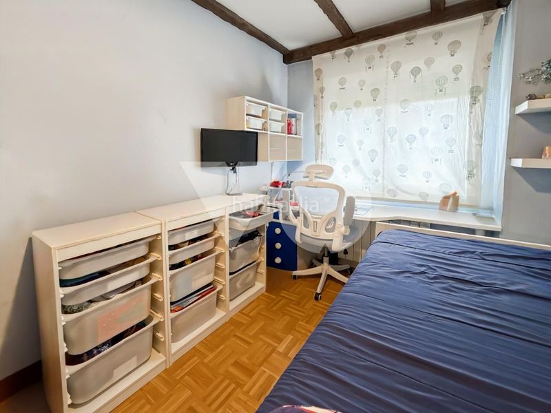 Foto 629396d6-f6d5-458e-8309-9919d3c4251a. Pis amb calefacció aparcament a Conde Orgaz - Piovera Madrid