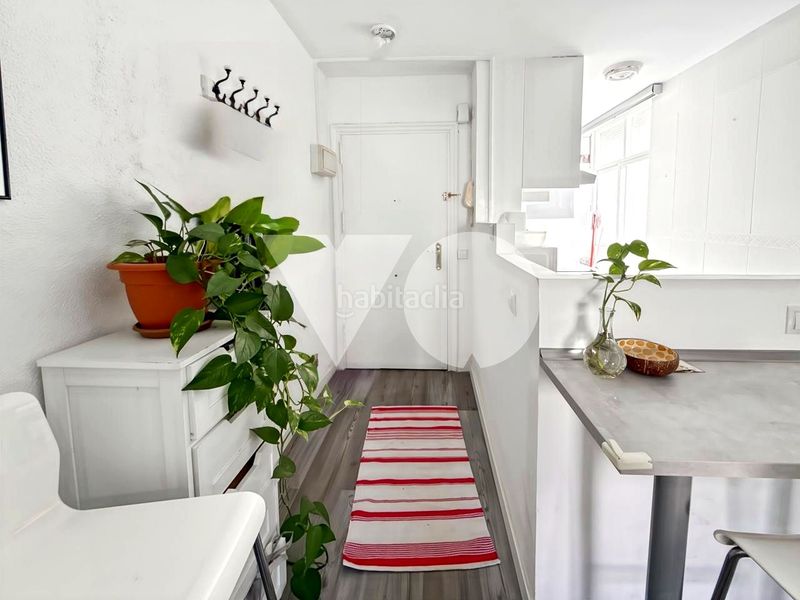 Foto 9cb63ce3-7bf4-4e76-8703-6e2f97989d4c. Pis amb calefacció a Apóstol Santiago Madrid