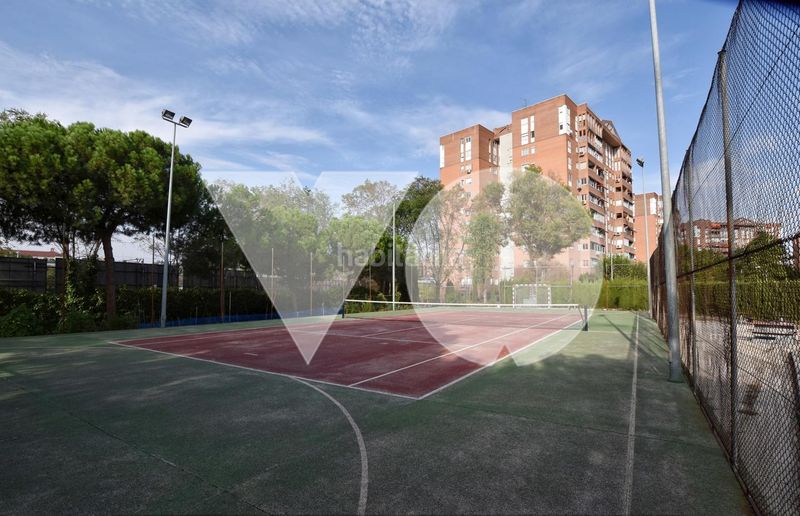 Foto 22519495-8881-4b28-a102-91d026e5d586. Pis amb calefacció aparcament piscina a Canillas Madrid