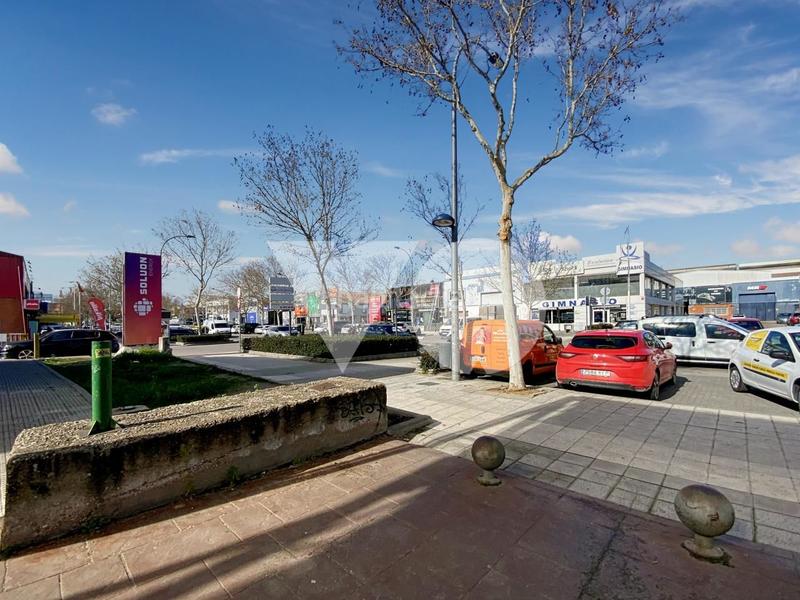Foto c7664519-6e15-48b0-b9ea-acec39587995. Local comercial local en venta , madrid en Carlos Ruiz Collado Villalba