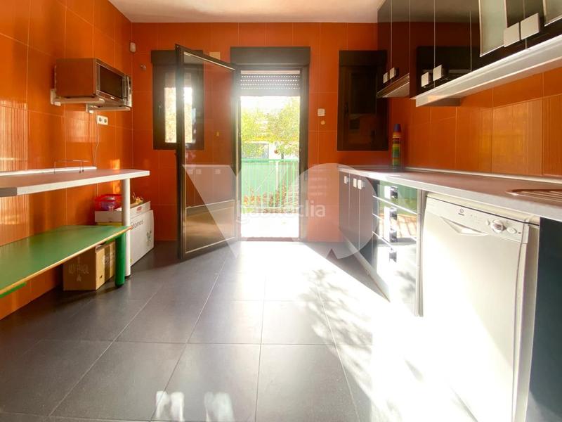 Foto 78ee379a-89f0-4081-92ef-a3240d79f7e3. House with pool in Becerril de la Sierra