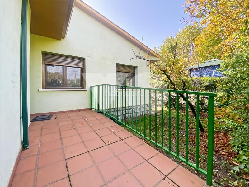 Foto 950389e6-7c56-4b60-abb2-d4c33fcd02fe. House with pool in Becerril de la Sierra