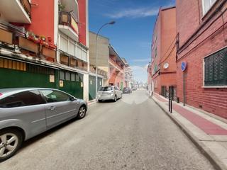 Locale commerciale in Gaudí