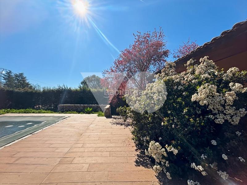 Foto 576c3dd1-69ec-47ad-88e2-e7f0b9f8fbf9. Casa chalet independiente en venta , madrid en Alpedrete