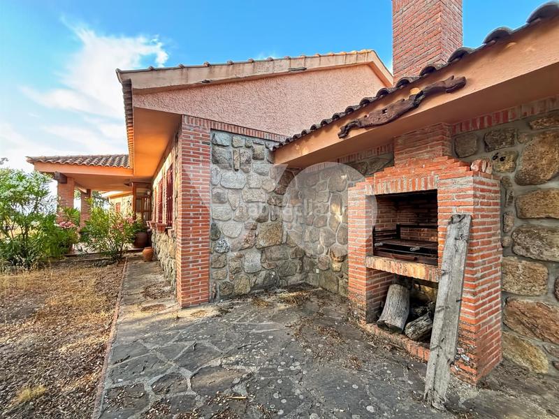 Foto 49f264cc-6688-42ba-a393-2b7d820a26c9. Mas avec chauffage parking dans Pino Alto-Navarredonda Valdemorillo