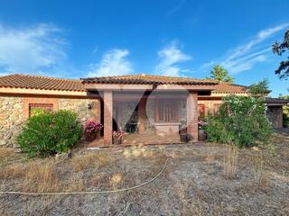Masía  Ebro. Chalet independiente en venta en valdemorillo, madrid