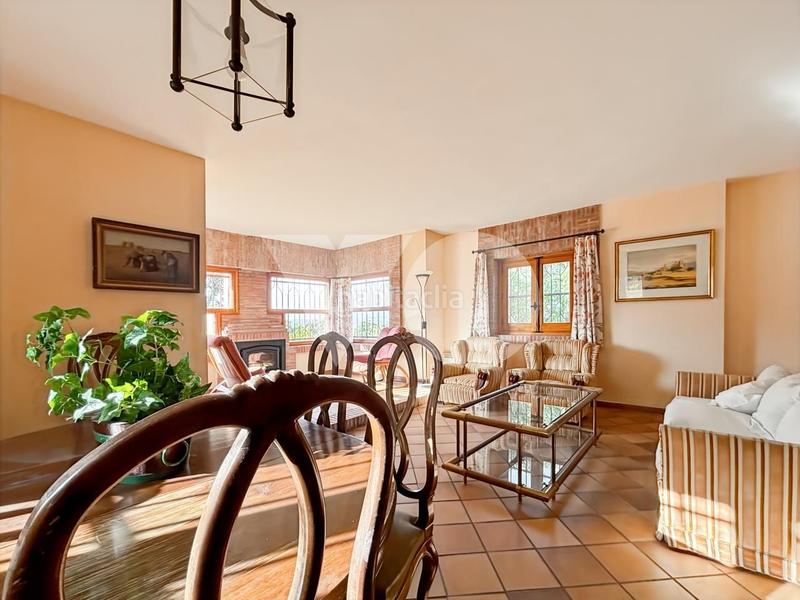 Foto 68896a08-dde7-4e0e-88e7-a91a25b30754. Mas avec chauffage parking dans Pino Alto-Navarredonda Valdemorillo