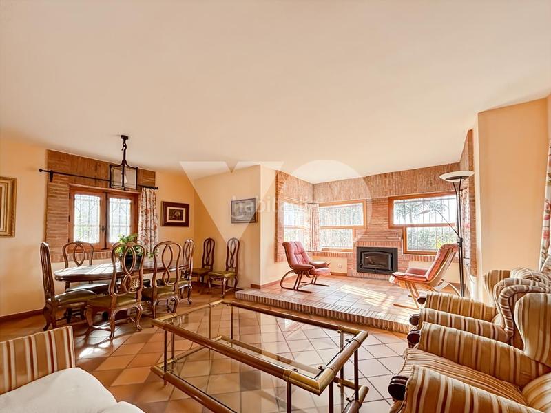 Foto 845fb44b-dd04-4bee-a8e7-b23908367342. Mas avec chauffage parking dans Pino Alto-Navarredonda Valdemorillo