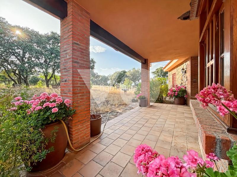 Foto b7721115-36df-4960-9710-8f815e128fff. Mas avec chauffage parking dans Pino Alto-Navarredonda Valdemorillo