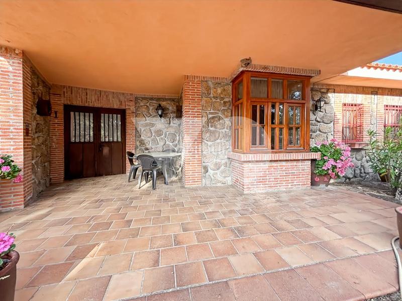 Foto ed97ef2b-8f71-4bde-aa8e-ce3f057cb601. Mas avec chauffage parking dans Pino Alto-Navarredonda Valdemorillo