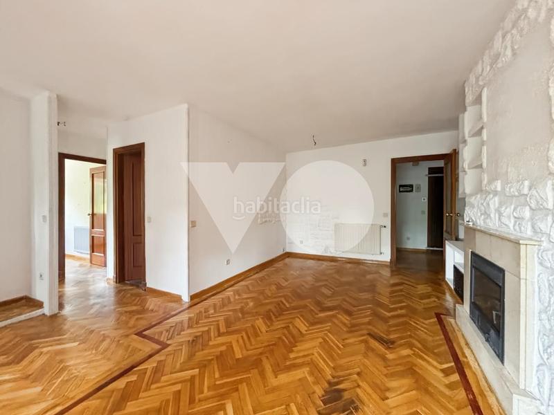 Foto d93502ca-e41d-43e8-8ee3-5ac03c12529e. Appartamento con riscaldamento parcheggio in Navalquejigo-Los Arroyos Escorial (El)