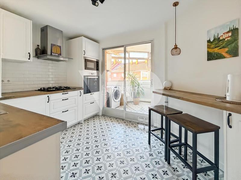 Foto 4869b02e-7026-4b9c-a827-a7eeab33f470. Zweistöckige wohnung mit heizung pool in Villalba Estación Collado Villalba