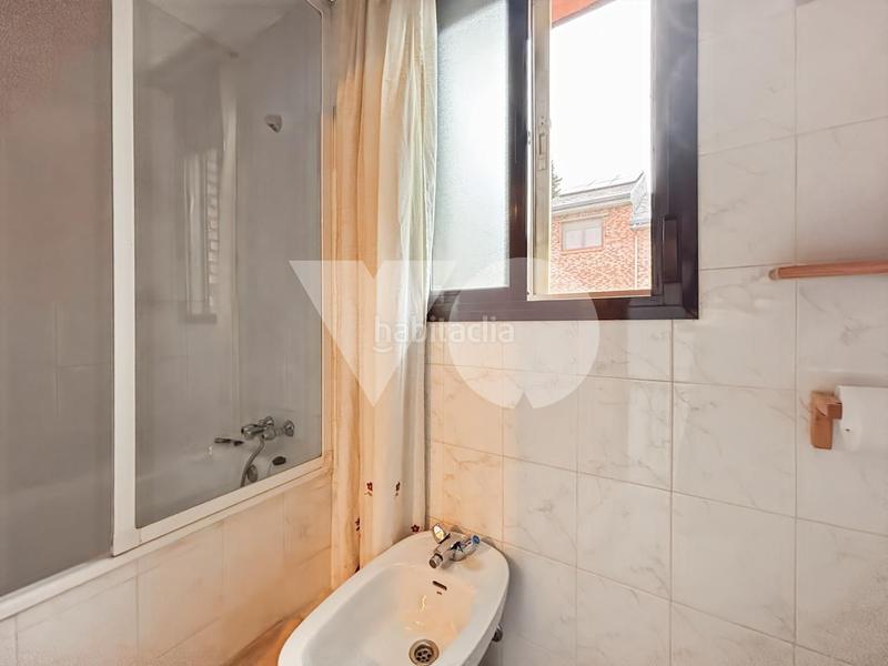 Foto 270e6b03-c1a5-41c9-a401-b2d6cf0f169a. Maison jumelée avec chauffage piscine dans El Guijo-Colonia España Galapagar