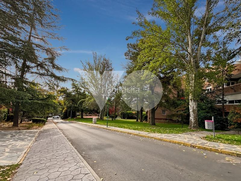 Foto 9510fd22-a515-4def-86ea-4b455615d676. Maison jumelée avec chauffage piscine dans El Guijo-Colonia España Galapagar