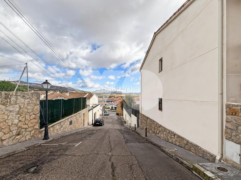 Foto 5e6aff83-d2cf-4e5e-8f5c-7b7dd3776da5. Maison avec chauffage parking piscine dans Guadalix de la Sierra