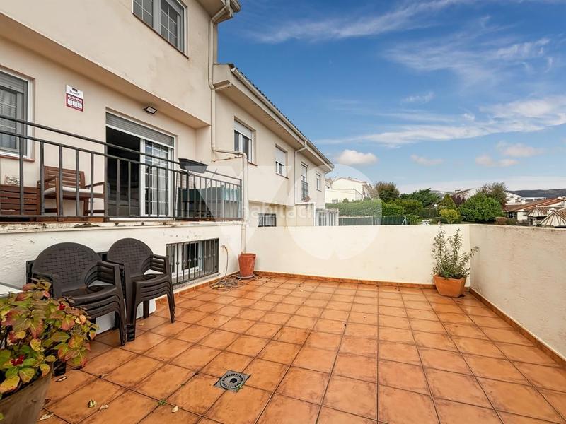 Foto 8e5fe5cd-ee0a-4762-aed5-f2899759eb4b. Maison avec chauffage parking piscine dans Guadalix de la Sierra