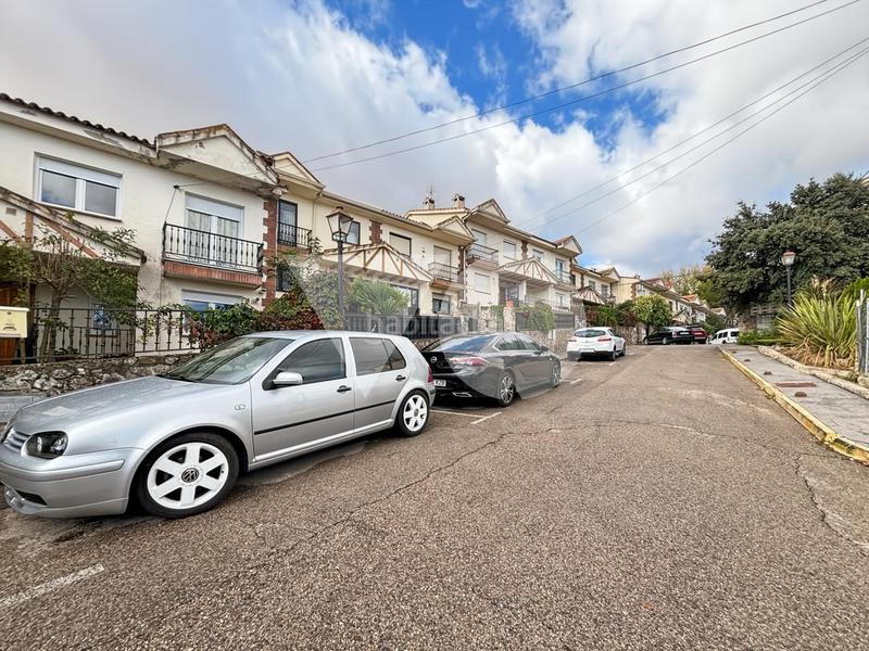 Foto b2bd1a03-6d7e-4198-8721-cce6224d9e35. Maison avec chauffage parking piscine dans Guadalix de la Sierra