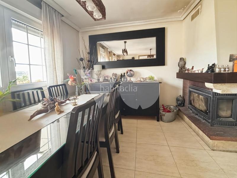 Foto e4d9a6b2-edb9-4510-ad79-2e85aafb2ce9. Maison avec chauffage parking piscine dans Guadalix de la Sierra