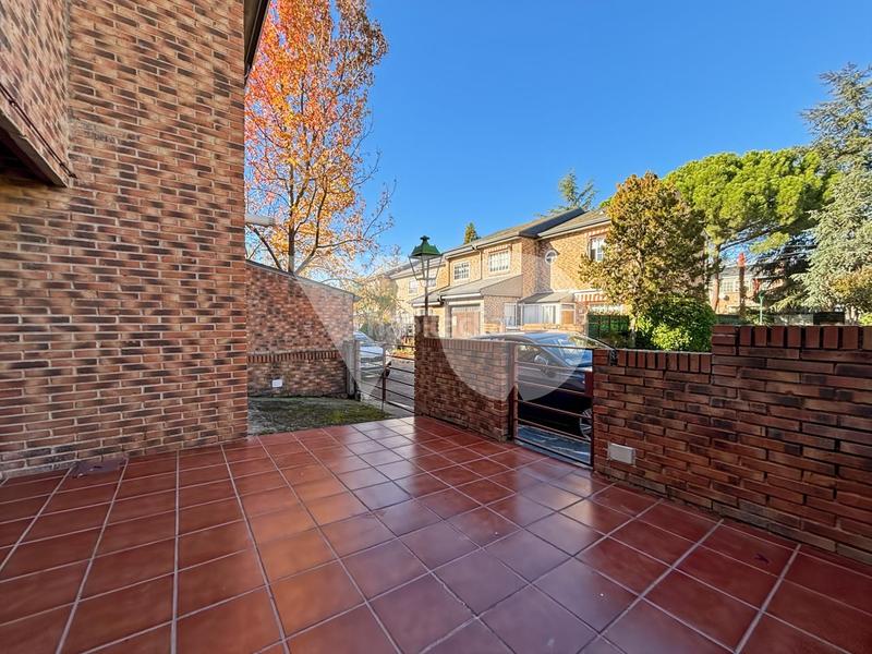 Foto 62a7e998-7f02-4598-ac3d-c6e535d0d719. Haus mit heizung pool in El Guijo-Colonia España Galapagar