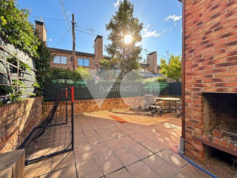 Foto d82a196c-72b8-4278-8fc7-f010c30ea68c. Haus mit heizung pool in El Guijo-Colonia España Galapagar