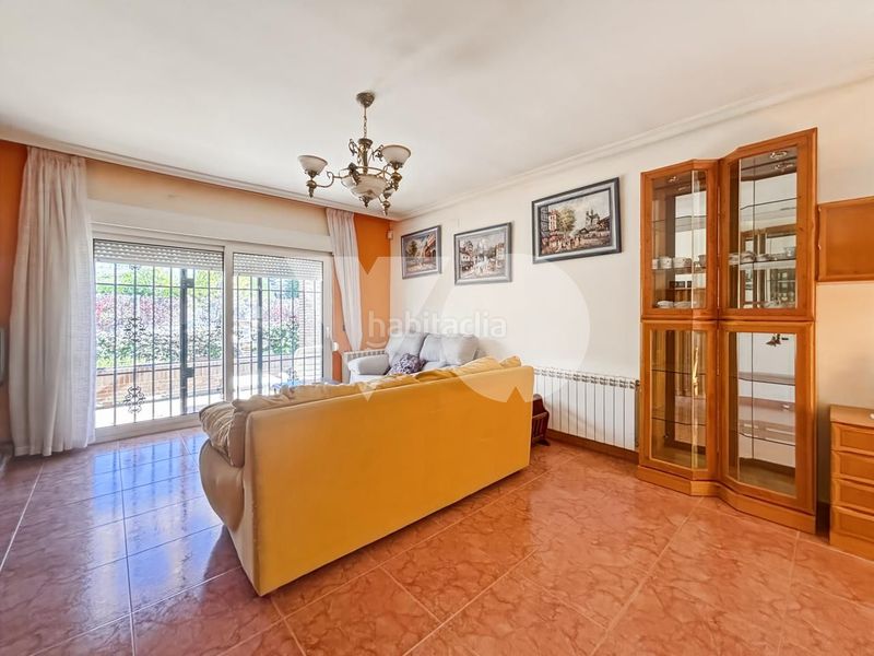 Foto c4f94f65-9d80-4578-9b6e-942a12d2fb36. Casa amb calefacció aparcament a El Guijo-Colonia España Galapagar
