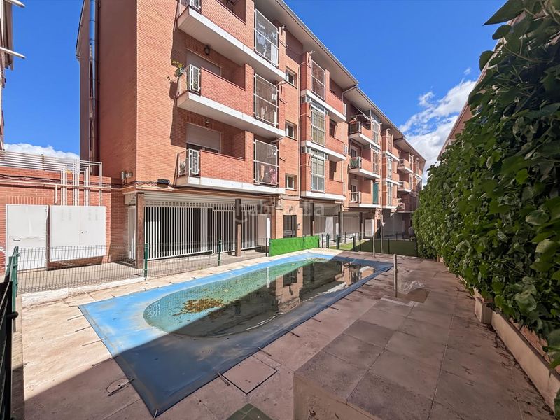 Foto 1f76320c-7d34-4b98-96c5-6e42ef44d372. Duplex con riscaldamento parcheggio in Casa Amarilla Galapagar