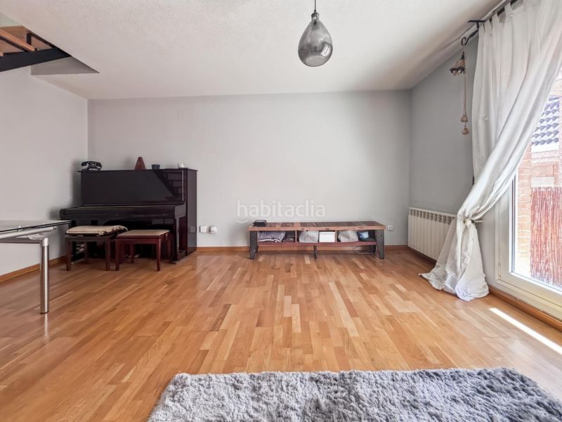 Foto 27feac23-147e-4c95-811f-97603234b330. Duplex con riscaldamento parcheggio in Casa Amarilla Galapagar