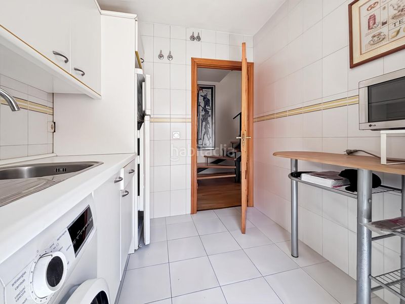 Foto 9a78d229-8e62-41c9-9cba-b6b6fcd34d38. Duplex con riscaldamento parcheggio in Casa Amarilla Galapagar