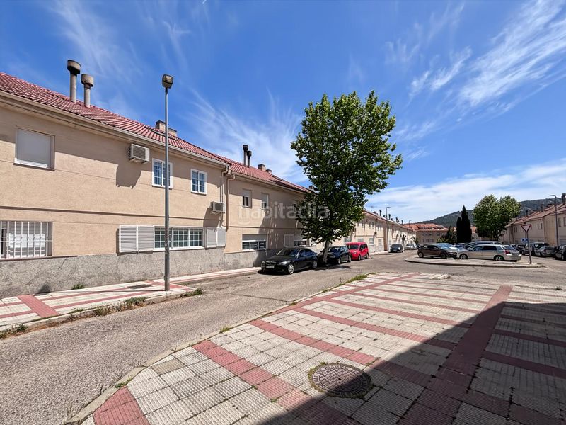 Foto 1df1cbe1-abbc-4c1c-b24b-5c5718f2ea35. Casa adossada amb calefacció piscina a Centro Moralzarzal