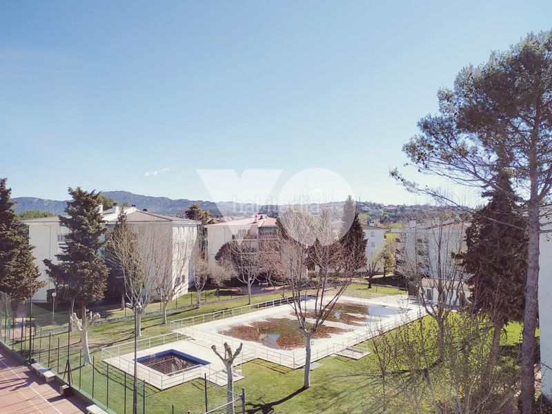 Foto b7a42951-26bc-4a2e-8054-97110cf3e7f5. Pis amb calefacció piscina a Los Valles Collado Villalba