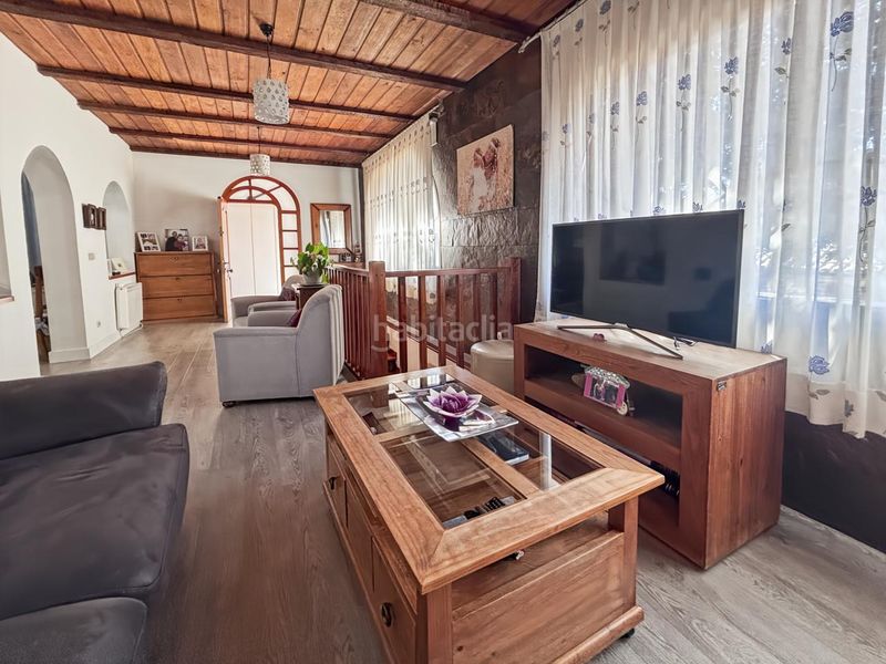 Foto 2407df71-70dd-4960-987a-8371a24c13e4. Casa amb aparcament piscina a Las Zorreras-Monte Encinar Escorial (El)